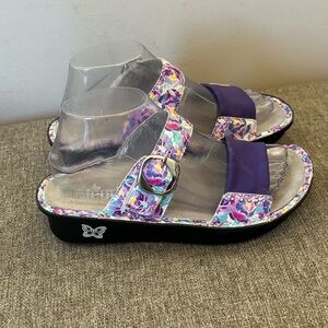 Alegria Women’s Purple Floral Slip On Wedge Sanals Size 37=7